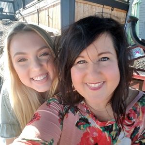 Meet your Posher, Mandy